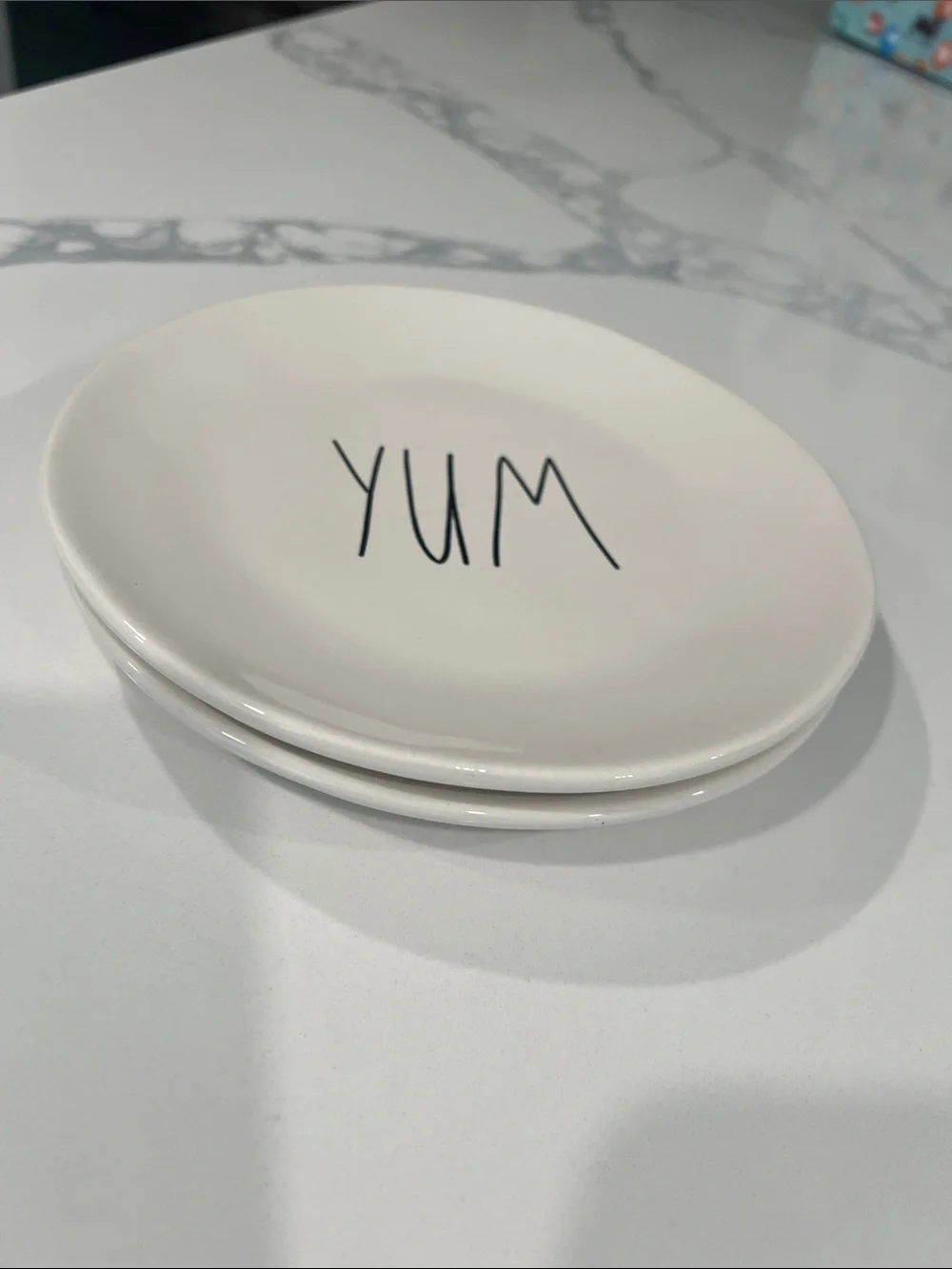 Rae Dunn 2pc YUM Plates.
